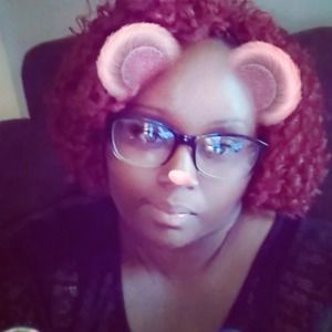 Meet your Posher, Tia